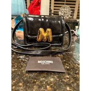 NEW Moschino Milano M Logo Patent Leather Crossbody Bag Gold Chain Strap